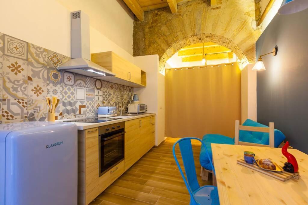 Appartamento Limoncello Loft House,in The Heart Of Naples!